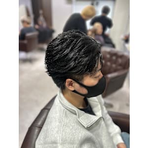 毛流れセンターパート - GLADGE池袋/ダブルカラー/ブリーチ【グラッジイケブクロダブルカラーブリーチ】掲載中