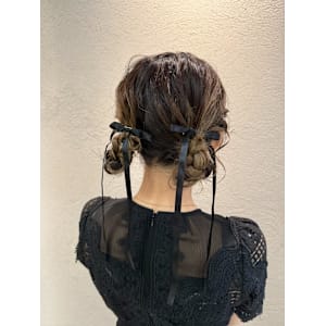 ルーズなツインテール