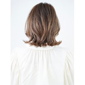 ミディアム・ボブ/絶壁解消/前髪あり/20代/30代