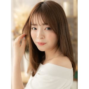 大人フェミニン顔まわりレイヤー艶髪セミディ　くすみベージュ