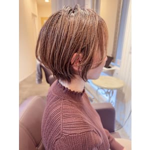 神戸白髪ぼかし・神戸ハイライト・神戸ショートボブ・小顔矯正