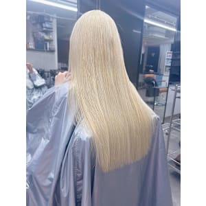 抜きっぱなしブロンド