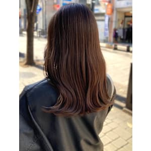 ブラウンベージュ　くびれヘア　艶トリートメント　美髪　艶髪