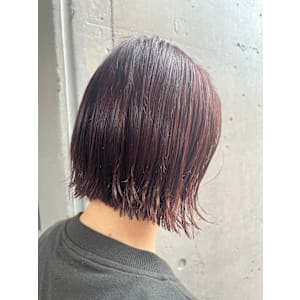 ピンクブラウン×外ハネボブ