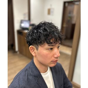 スペインカール/メンズカット/水道橋/九段下/眉毛カット込 - 理容室 K-STYLE HAIR STUDIO 水道橋店/バーバー【リヨウシツ ケースタイルヘアスタジオ スイドウバシテン バーバー】掲載中
