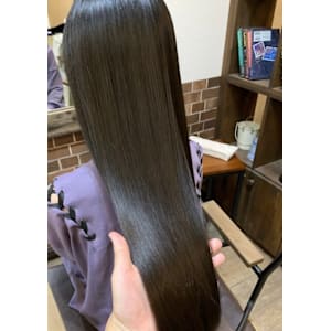 ～髪質改善～美髪縮毛矯正　黒髪ロング