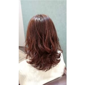 ピンクブラウン　くびれ　セミロング/ウルフレイヤー♪