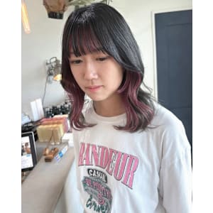 フェイスフレーミングピンクレイヤーカット