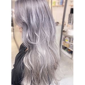 【SOURCE】アッシュシルバー×グラデーション