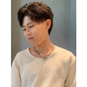 ニュアンスパーマ　ゆるめパーマ　韓国風パーマ　アップバング