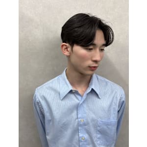 ダウンパーマ/メンズパーマ/韓国風カットセンターパート