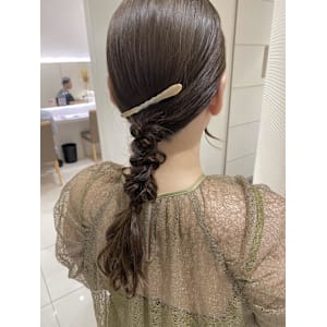結婚式お呼ばれヘアアレンジ