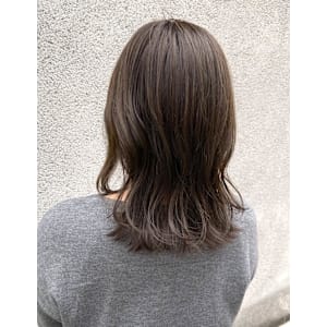 透明感ミディアムグレージュ