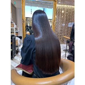 イメチェン外ハネボブ美髪ワイドバングレイヤー髪質改善縮毛矯正