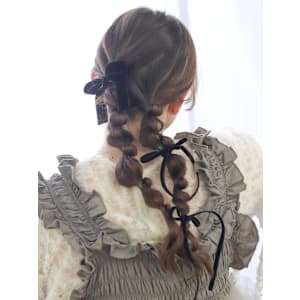 編みおろしツイン×ベロアリボンアレンジ/20代30代40代