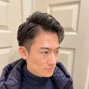 ツーブロック七三スタイル