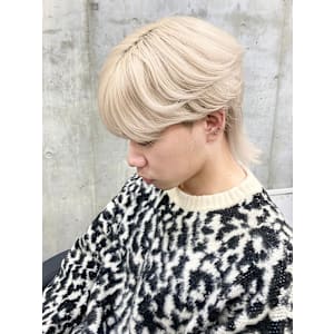 ハイトーン韓国風ウルフカット[高崎/高崎駅]