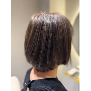 明るめくすみブラウン×長めショートボブ 『銀座／個室』
