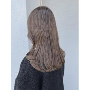 ショコラブラウン