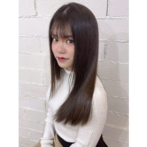 髪質改善トリートメント　グレージュ　艶髪　ロングヘア　20代