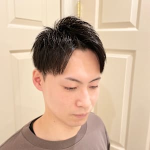 ☆圧倒的清潔感☆《ビジカジ》アップバングショート