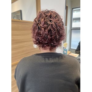 ペールピンク - 半個室型美容室 Sourire 箱崎店【ハンコシツガタビヨウシツスーリールハコザキテン】掲載中