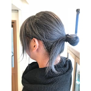 hair salon カミナ×スタイル