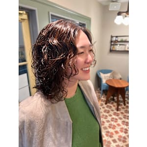 hair salon カミナ×スタイル