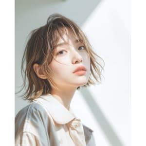 Yona Saint×スタイル