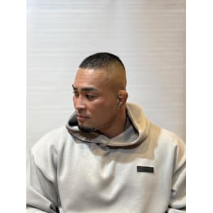 スキンフェードボウズ