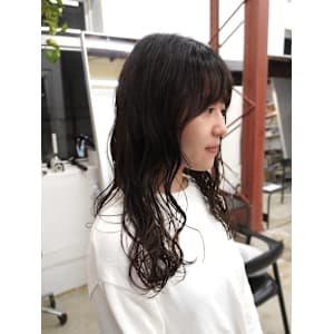 パーマ×黒髪ロング - BOW【ボウ】掲載中