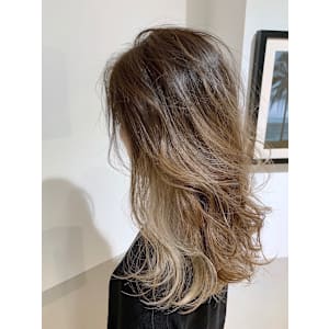 インナーホワイティグレージュ♪ソンブレグレイカラー