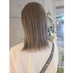 ハイトーンミディアム