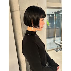 前髪ぱっつんボブ