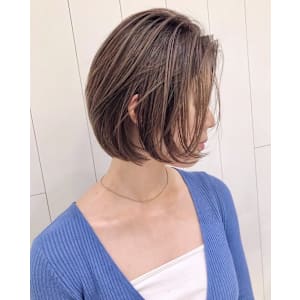 ミニボブ　ダブルカラー＊シアーベージュ