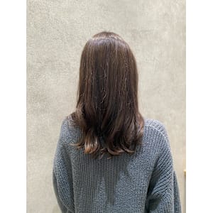 ナチュラルベージュ