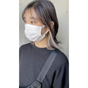 インナーカラーで波巻きボブ