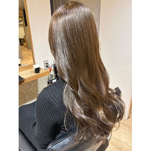髪質改善カラー×ベージュカラーでツヤ感倍増☆