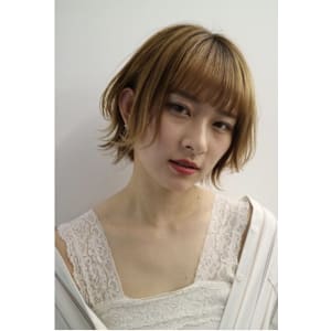 ショートレイヤー×春色カラー