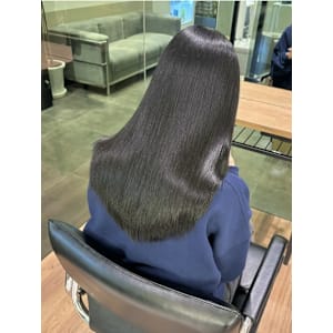 圧倒的ツヤ感！スリークストレート