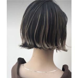 ボブ×コントラストハイライト