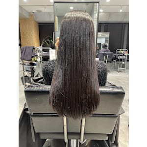艶髪ナチュラルストレート