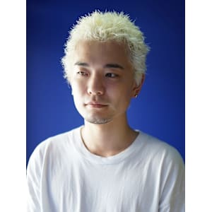 10代20代 ブリーチ  イージーパーマ スパイキーショート