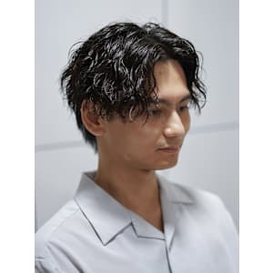 10代20代メンズツイストスパイラルセンターパートマッシュ