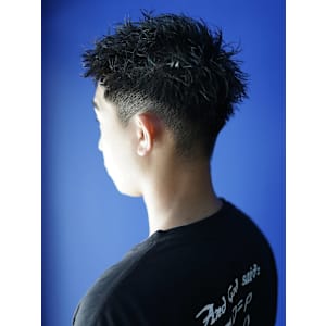 10代20代メンズカットスパイキーショートパーマメンズサロン