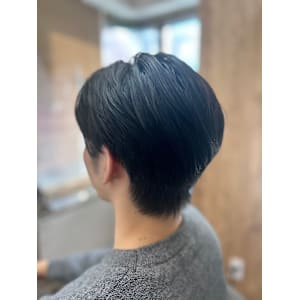 【フラワーオーガニック青池】　～大人の色気漂うツーブロック～