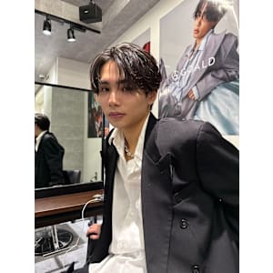 ニュアンスフェザーショート - メンズヘア整形サロン GOALD 名古屋 栄【メンズヘアセイケイサロン ゴールド ナゴヤサカエ】掲載中