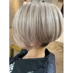 ホワイトブロンド