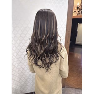 ハイライト - Bulansis Hair【ブランシス ヘアー】掲載中