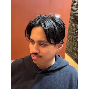 銀座　理容室　外国人ヘア　センターパート